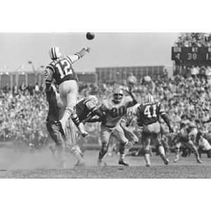  Joe Namath Leaping