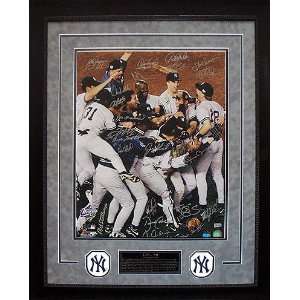  New York Yankees   Team Celebration   1998 Team Signed 