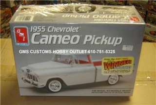 AMT/ERTL Plastic Model Kit # 6053 1955 Chevrolet CAMEO Pickup Truck 1 