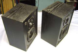 Pair of Klipsch KG .5 Bookshelf Speakers Black, Excellent Sound  