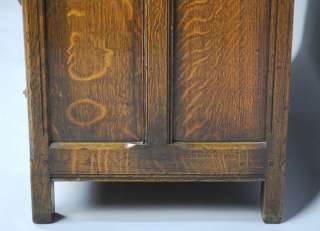 NICE CARVED OAK FRENCH NEO GOTHIC CHEST OF DRAWERS, CA. 1920  