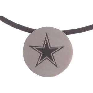  Titanium NFL Football Dallas Cowboys Logo Rubber Necklace 