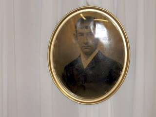 Antique Gold Oval Frame Bubble Glass Photo Of Man  