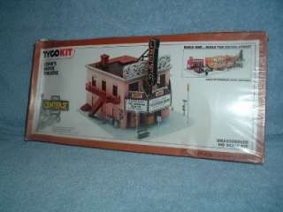   THEATRE Tyco Kit HO Scale Center St Series Vintage 7799 Model Train