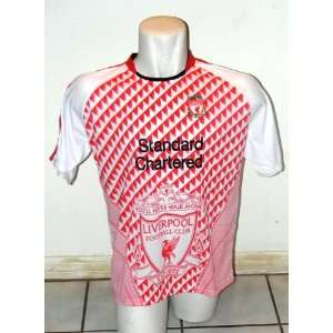  LIVERPOOL SOCCER JERSEY SIZE MEDIUM / LARGE   (ONE SIZE 
