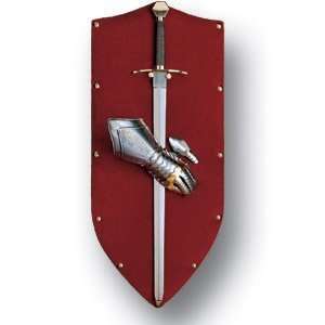 Armaduras Shield w/Sword & Gauntlet 