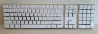 Apple Wireless Bluetooth Keyboard White Model No A1016 Works Great W 