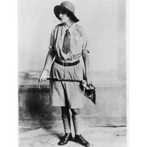 1913 photo New costume for lady in waiting  the Duchess of Sermoneta 
