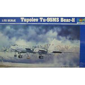  Russian Tupolev Tu 95MS Bear H 1 72 by Trumpeter Toys 