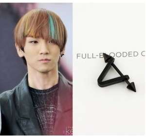   SHINee Shiny Key Style Triangle Single Piercing Black Earrings DE50