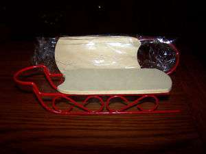 TOLE PAINTING & CRAFTS CHRISTMAS SLEDS WOODEN & METAL  