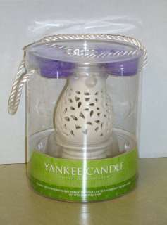 Yankee Candle 5 Piece Gift Set Tea Light Holder Luminary Bird & 4 Tea 