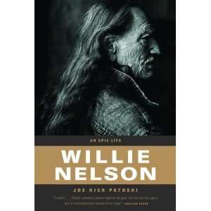  Willie Nelson An Epic Life (Paperback)  N/A  Books