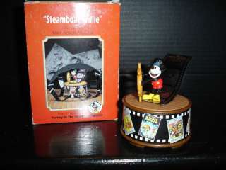 MICKEYMOUSE STEAMBOAT WILLIE MINI ACTION MUSICAL ENESCO  