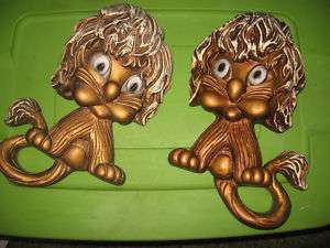 UNIVERSAL STATUARY CORP CURLY HAIR LION WALL PLAQUE  