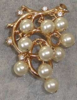 Vintage Crown TRIFARI Pearl Drops & Rhinestone Choker Necklace 
