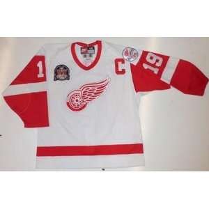 Steve Yzerman Detroit Red Wings 1998 Cup Authentic Nike Jersey Size 48 