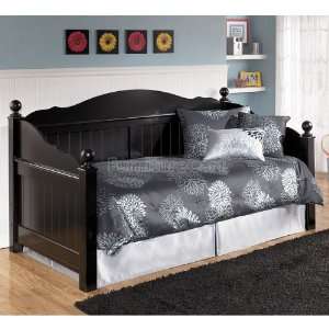  Ashley Furniture Jaidyn Youth Daybed Bedroom Set B150 daybed 