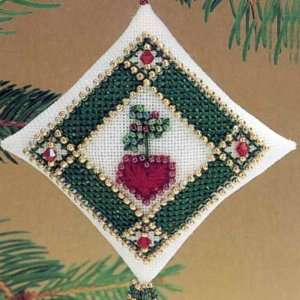  Ruby Heart   Beaded Cross Stitch Kit MHTD9 Arts, Crafts 