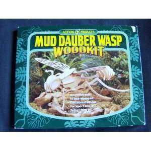  Mud Dauber Wasp Woodkit Toys & Games
