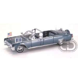   Lincoln X 100 Presidential Parade Car Limo 1/24 Kennedy Toys & Games