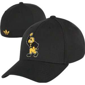  Iowa Hawkeyes adidas Originals Vault Flex Hat Sports 