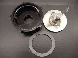 Oster Blender Blade with Bottom Base and Sealing Rubber Gasket 