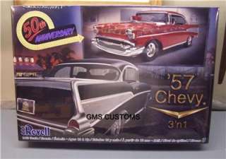 Revell 1957 Chevy 50th Anniversary 3 in 1 FSMIB 112  