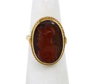 INTRICATE VINTAGE 14K GOLD HAND CARVED CAMEO BAND RING  