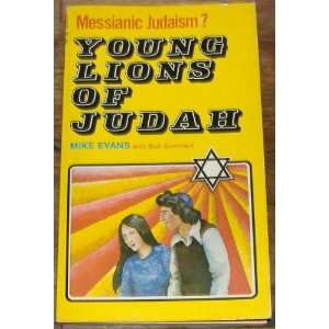  Young Lions of Judah (9780882700595) Mike Evans Books