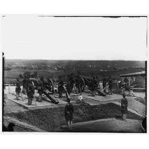   Gun crews of Company H, 3d Massachusetts Heavy Artillery, at Fort