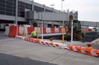 Yodock® APC   Airport Curb   Airport Barricade  