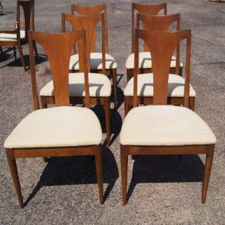Vintage Sculptra Broyhill Expandable Dining Table and 8 Chairs Set 