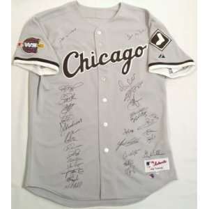 2005 Chicago White Sox Team Signed Majestic Athletic Grey Road White 
