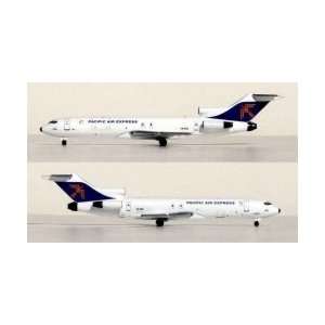    Aeroclassics Lufthansa o/c A300 B4 Model Airplane Toys & Games