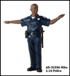 AMERICAN DIORAMA POLICE FIGURE MIKE #AD 51596 124~G  