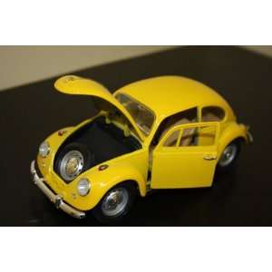   Style 1967 Yellow Metal and Plastic parts Volkswagen Beetle VW Bug