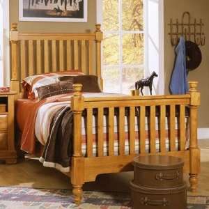  Cottage Collection Youth Slat Poster Bed in Pine Size 