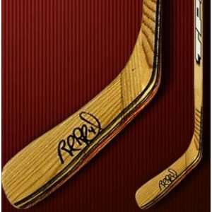 Rob Blake autographed Hockey Stick (Colorado Avalanche)