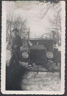 Car Photo Man w/ 1915 Model T Ford in Christmas Snow Mansfield Ohio 