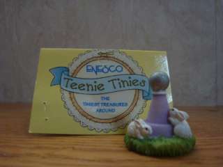 TEENIE TINIES ENESCOGRAZING GLOBE W/BUNNIESDoll House  