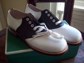 1960s Girls 1.5 CLASSIC Black and White STRIDE RITE SADDLE SHOES 
