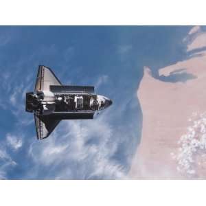  Space Shuttle Edeavour as Seen from the International Space 