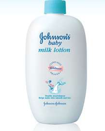 JOHNSONS Baby Milk Lotion mildness Vit A & Vit E 200ml  
