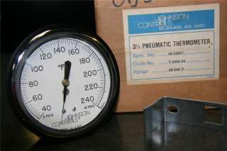 JOHNSON CONTROLS PNEUMATIC THERMOMETER T 5502 24 range 40/240 F 