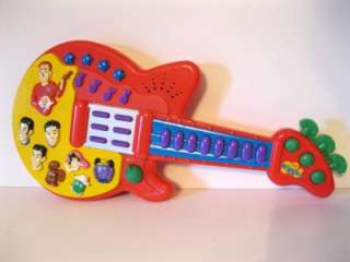 The WiGgLes MuSicAL SinGiNG ReD ToY GuiTAr with GReG ~hard to find 