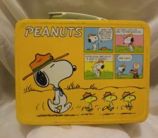 Vintage collectible 1965 Metal Peanuts Snoopy Lunch Box  