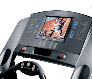 Life Fitness 95Te Commercial Club Treadmill  