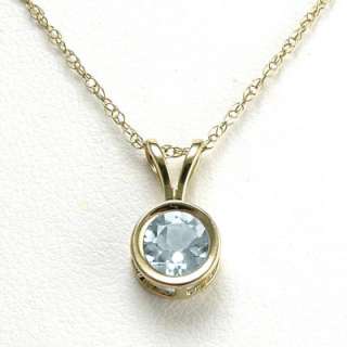 14k Solid Yellow Gold Topaz Pendant Necklace an 18 long 14k gold Rope 