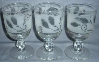 LIBBEY GLASS SILVER LEAF FOOTED GOBLETS TUMBERS DRINKING GLASS VINTAGE 